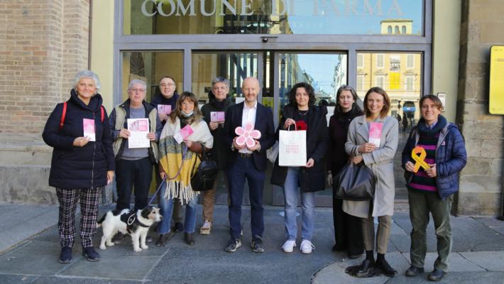 Vetrine Consapevoli dell’endometriosi, a Parma premi speciali