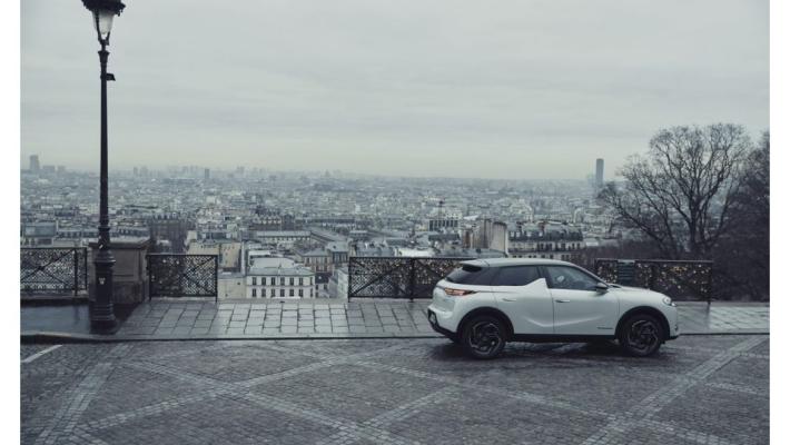 DS 3 Crossback, arriva edizione speciale Toits de Paris