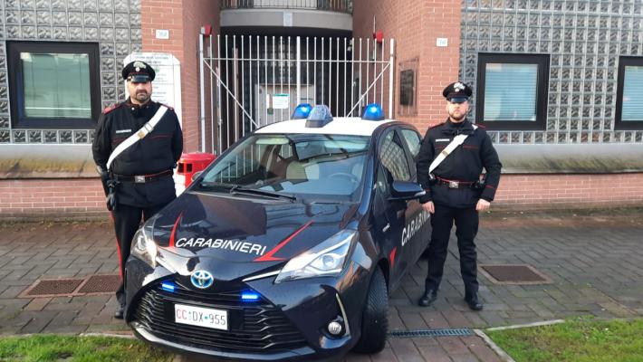Tentato furto, sorpreso dalla pattuglia scappa dalla finestra. Arrestato