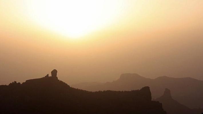 Diverse città avvolte dalla sabbia del Sahara