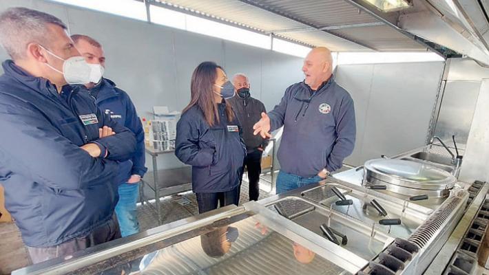 Prodotti «made in Parma»  con la cucina da campo in partenza per l'Ucraina