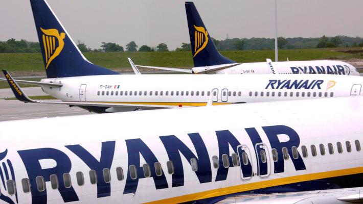 Ryanair, prezzi biglietti "molto bassi" per 12 mesi
