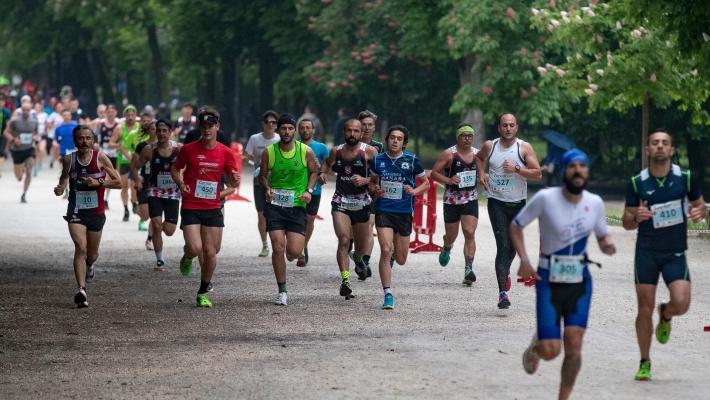 Si scaldano i motori: venerdì è Cetilar run
