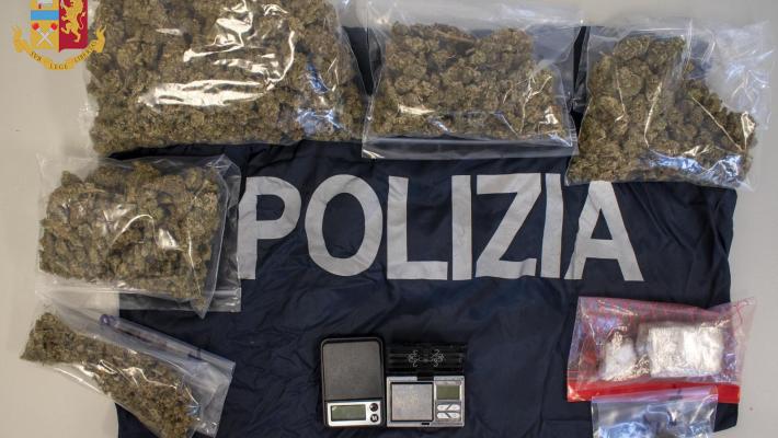 Stretta antidroga. Intensificati i servizi di contrasto allo spaccio di sostanze stupefacenti. Due arrestati e due denunciati.