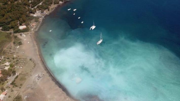 A Vulcano il mare cambia colore, Ingv abbassato il Ph