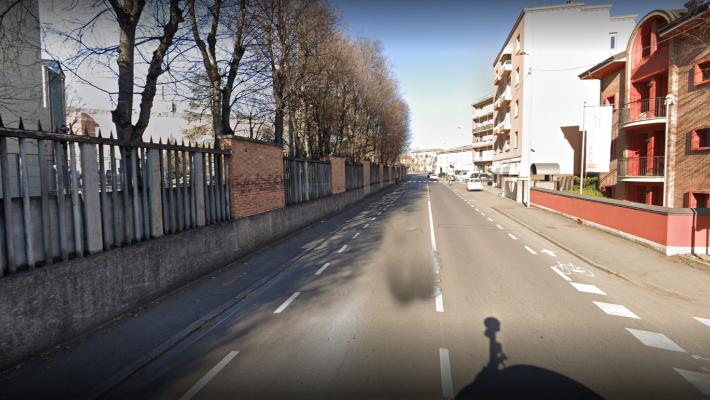 Modifiche alla viabilità in strada Langhirano, per il rifacimento delle reti di acqua e gas da parte di Ireti: cantiere in tre fasi, dal 4 luglio al 30 settembre