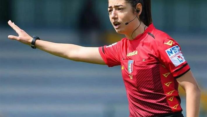 Calcio: il primo  luglio arriveranno gli arbitri  di A,  Ci sarà anche Maria Sole