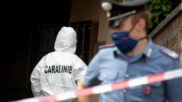 Donna morta in casa nel Cremonese, indagano i carabinieri