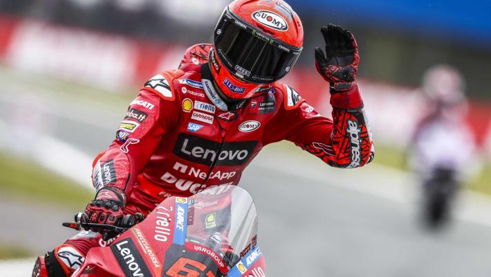 Gp Olanda. Vince Bagnaia, poi Bezzecchi e Quartararo out
