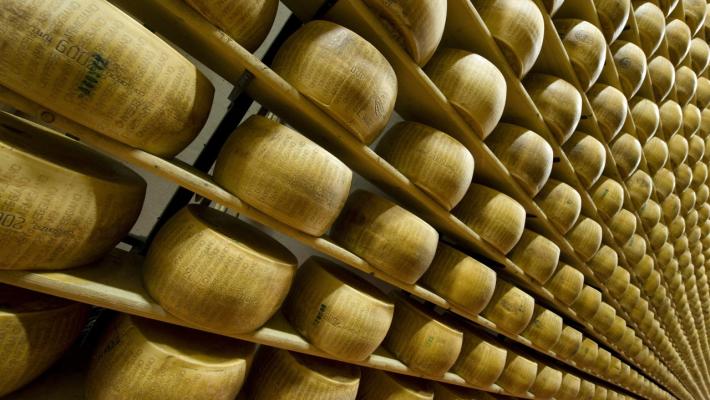 "Palio La Culla": a Bibbiano la disfida dei caseifici di Reggio e Parma 