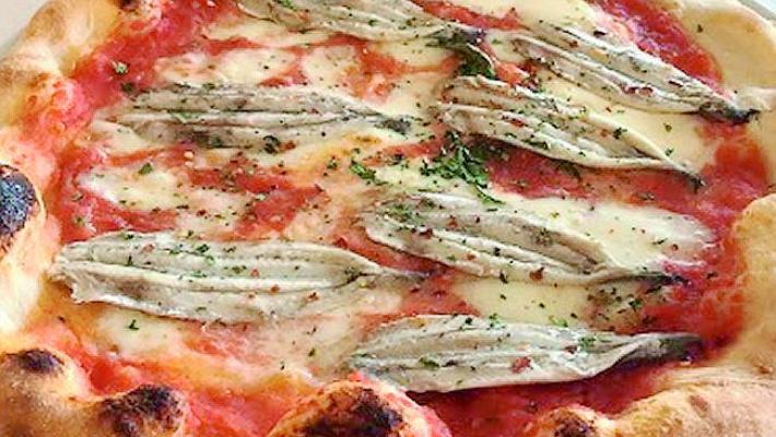 Pizza «panosa» di qualità italiana più che napoletana