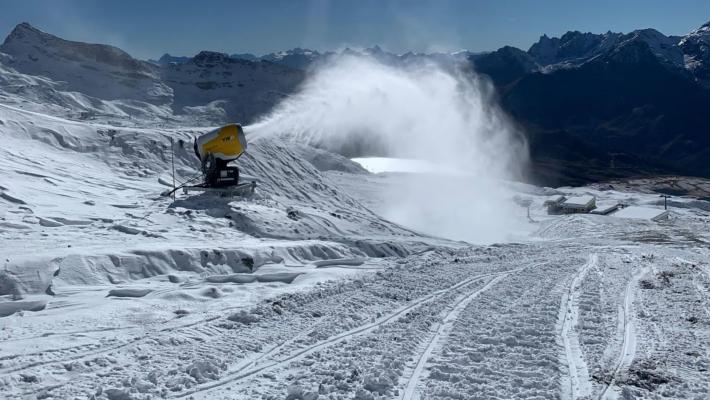 Siccit&agrave;: troppo caldo, si ferma lo sci estivo a Cervinia 