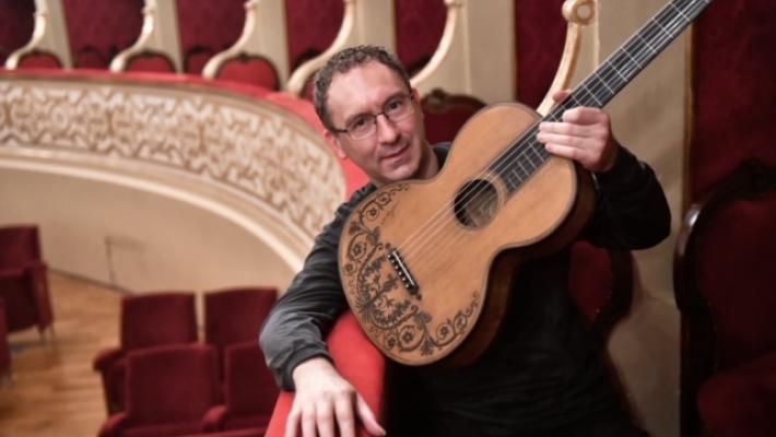 Due "Chitarre d'oro" al virtuoso parmigiano Giampaolo Bandini
