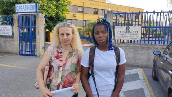 "Picchiata perché ho chiesto paga", indagato datore lavoro