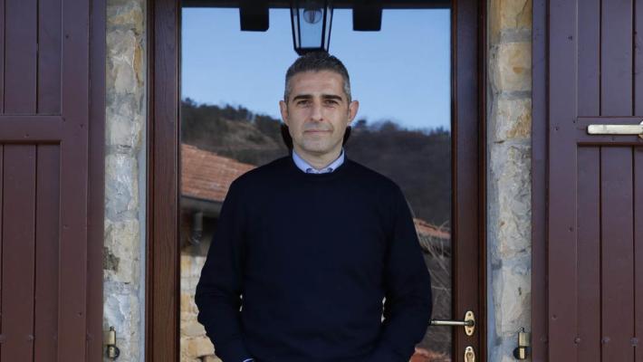Pizzarotti non correrà per il Parlamento: annuncia il ritiro via Facebook