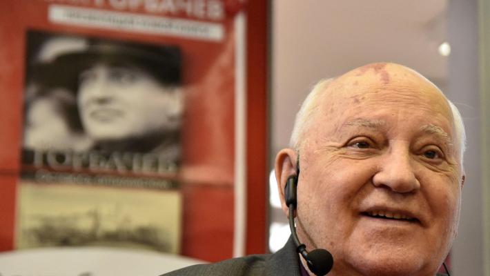 Addio a Gorbaciov, l'uomo che dichiarò la fine dell'Unione Sovietica