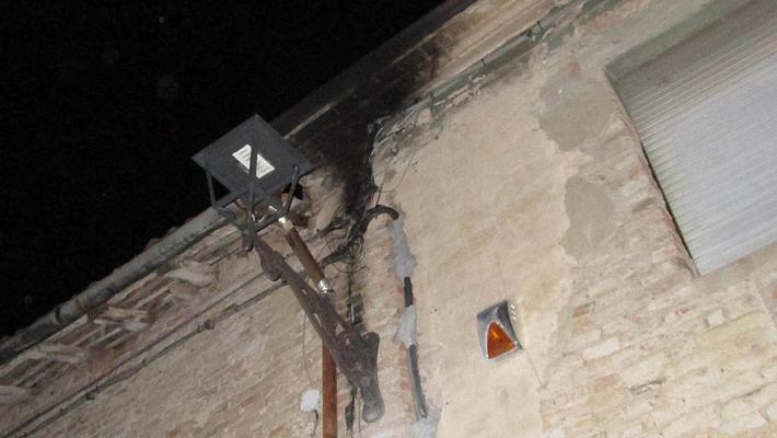 Incendio con blackout a Pieveottoville