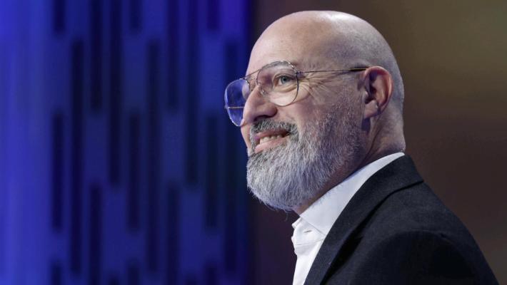 Bonaccini ospite all'Ulivi, la Gilda degli insegnanti: "Un esponente di partito che interviene in una Scuola Statale? Cose da Corea del Nord"