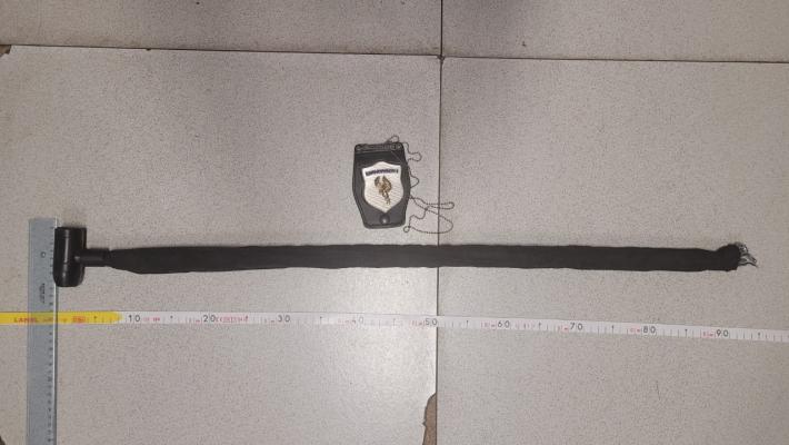 Baruffa&nbsp;in via Monte Altissimo, denunciata una donna&nbsp;per resistenza a pubblico ufficiale, minacce aggravate e utilizzo di arma impropria