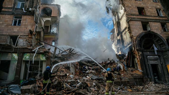 Ucraina: missili su Zaporizhzhia, 17 morti 