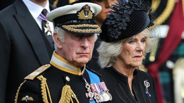 Re Carlo sarò incoronato con Camilla il 6 maggio