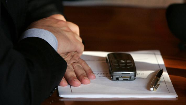 La dipendenza da telefonino anche in classe