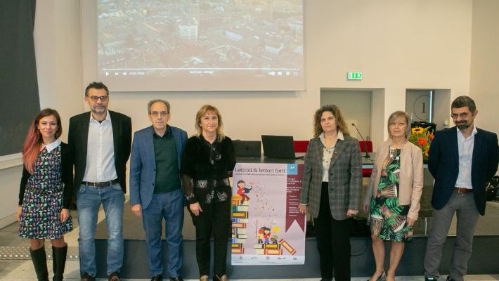 I benefici del leggere ad alta voce: dalla scrittura all'immaginazione