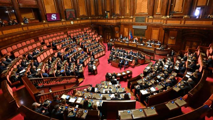 Opposizioni in affanno i tre blocchi non si parlano