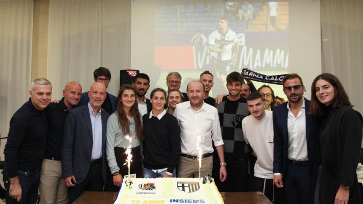 Il calore dei tifosi sostiene uomini e donne del Parma