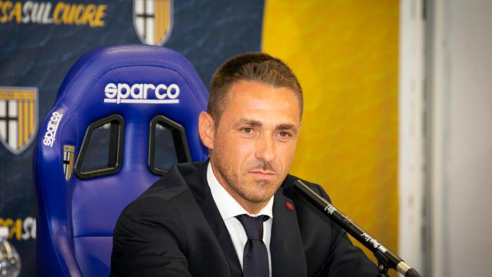 Serie A donne:  il Parma esonera l'allenatore Ulderici 