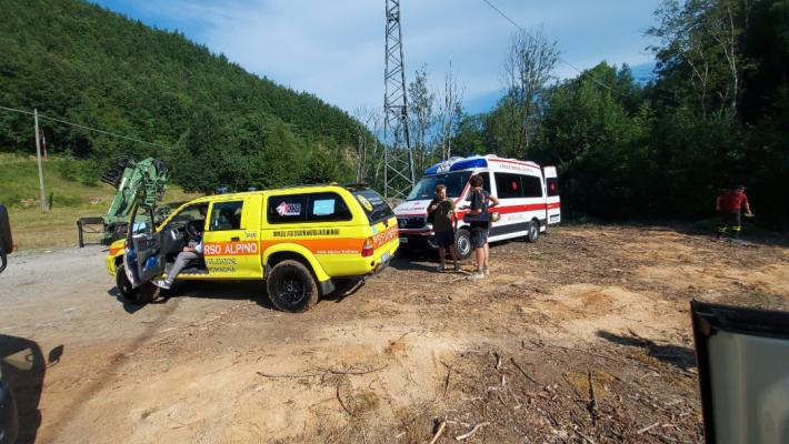 Fungaiolo 77enne infortunato su un sentiero in zona Tornolo: raggiunto dai soccorritori