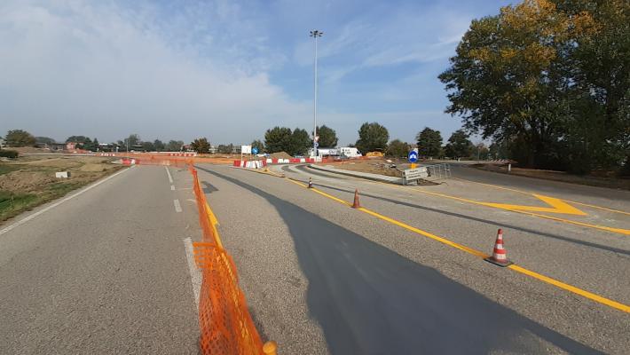 Fontevivo: da lunedì chiuso il collegamento fra la provinciale 11 e la strada comunale in direzione Cepim
