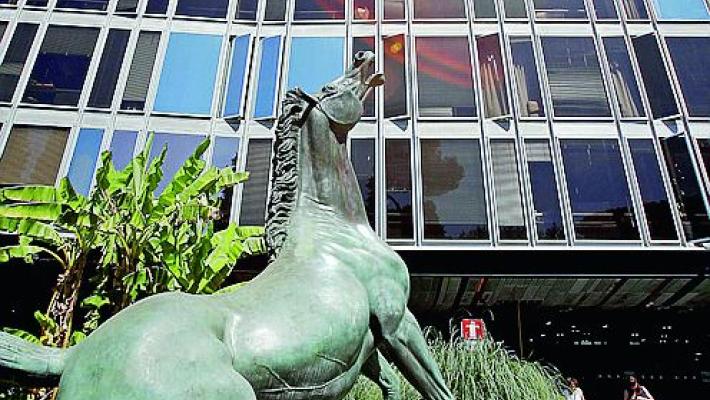 La Rai sia davvero  di tutti non dei partiti