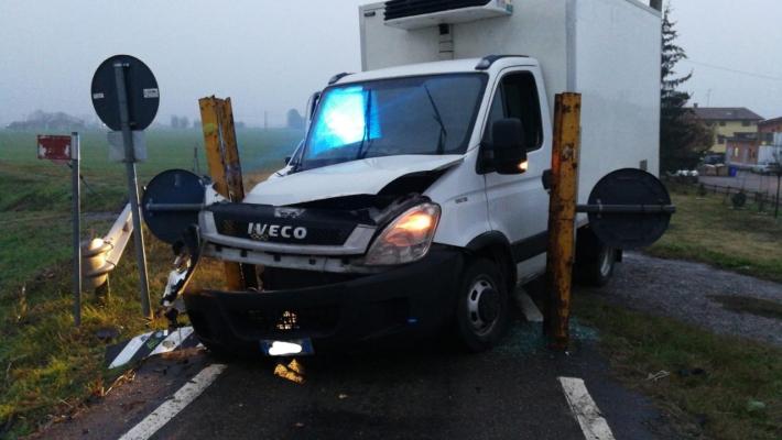 Incidente questa mattina a Carzeto: ponte chiuso per oltre  un'ora
