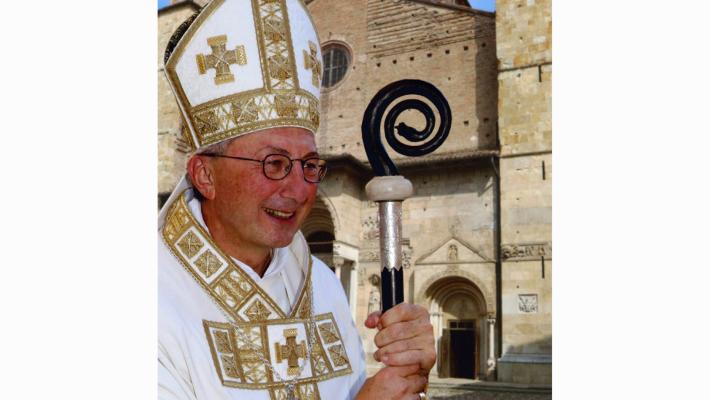 Auguri vescovo di Fidenza