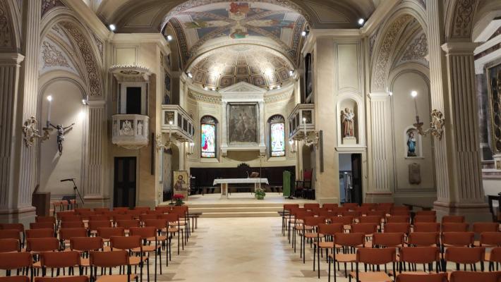 Riaperta la chiesa di Sorbolo, dopo 8 mesi si torna a celebrare la messa