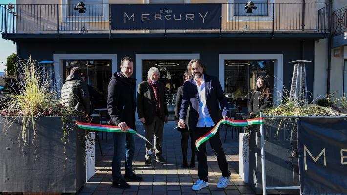 Il bar Mercury riapre a nuova vita dopo quasi due anni