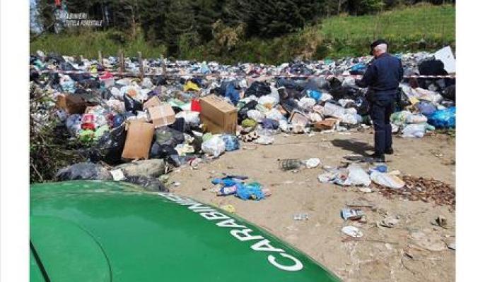 Sequestrati a Civitavecchia rifiuti diretti in Africa
