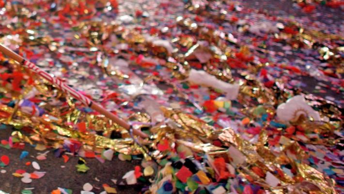 Decoro urbano: nuova ordinanza contro imbrattamenti e dispersione microplastiche