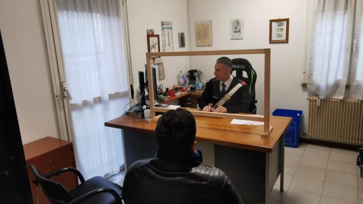 Acquisti e vendite online: due nocetani truffati per oltre 5000 euro, 5 denunciati