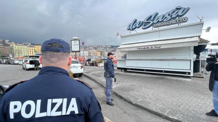 Napoli, ragazzo ucciso a 19 anni per un piede pestata  sul lungomare di Mergellina