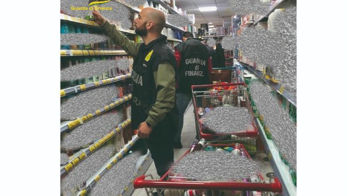 Sequestrati oltre 550 cosmetici contenenti una sostanza dannosa per la salute
