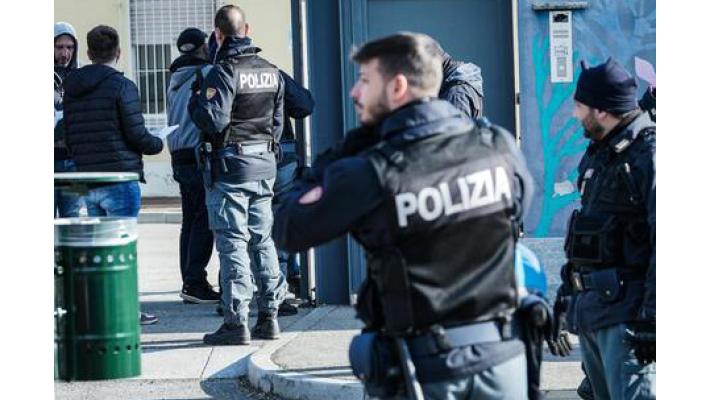 Rissa tra ultras a Genova: identificati 38 tifosi Cremonese