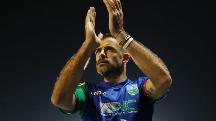 Elia Legati «La B,  il ricordo più bello  di una carriera che forse finisce qui»