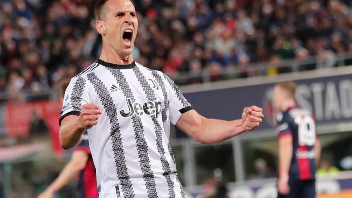 La Juve non va oltre l'1-1 a Bologna. Ora è ammucchiata Champions 