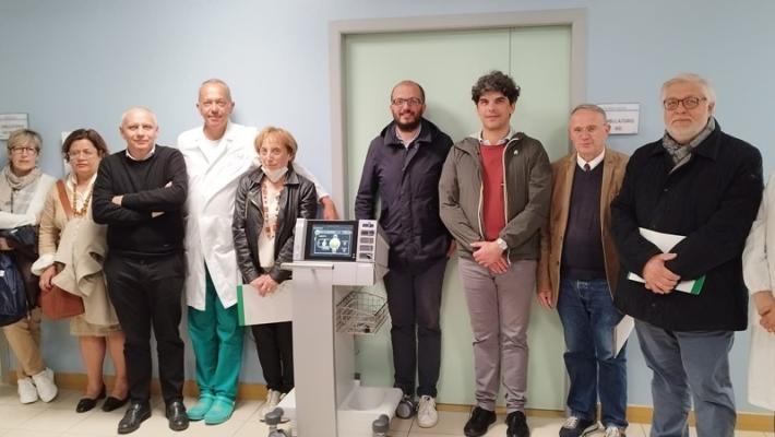 Un “elettrobisturi intelligente” donato da Arim all’Endoscopia digestiva dell’Ospedale di Vaio