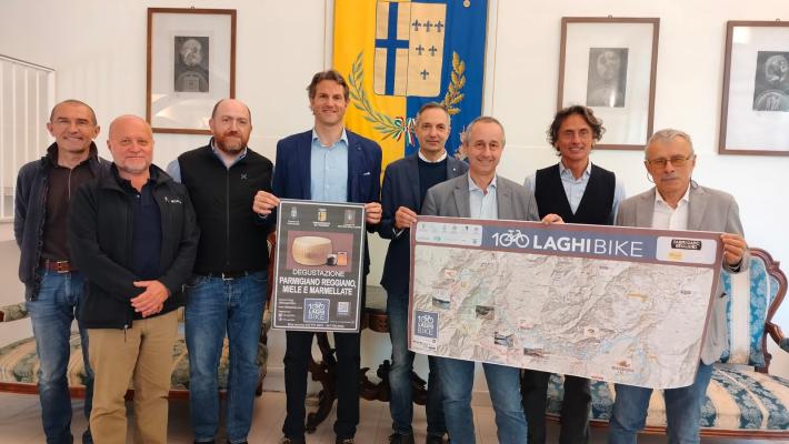 Itinerario cicloescursionistico 100 Laghi bike, domenica si inaugura
