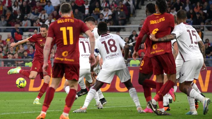 Serie A: La Salernitana pareggia con la Roma e non retrocede