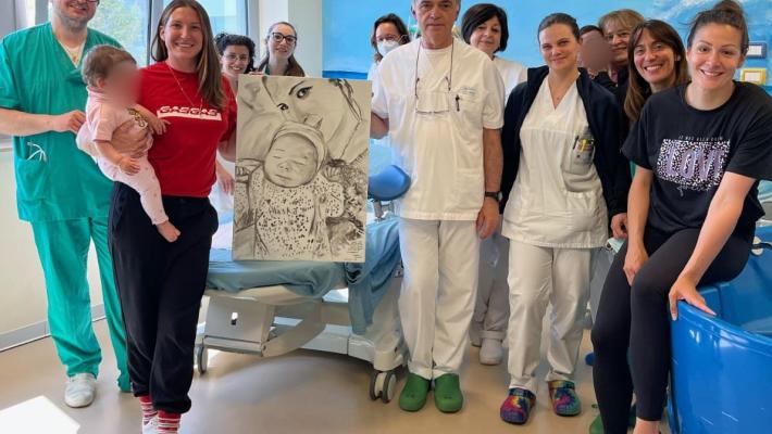 Ospedale di Vaio, un quadro in dono &egrave; il &ldquo;grazie&rdquo; di Kiara Fontanesi all&rsquo;Ostetricia 