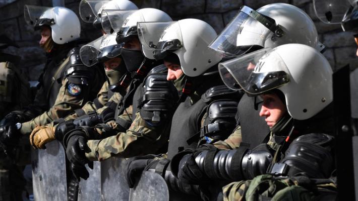 La Nato aumenta le forze dislocate in Kosovo 